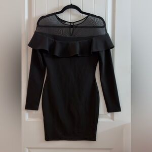 Boutique Elegant Black Off-Shoulder ruffle mesh detail Dress